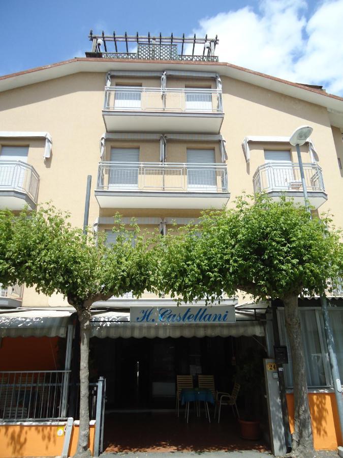 Hotel Castellani Римини Экстерьер фото