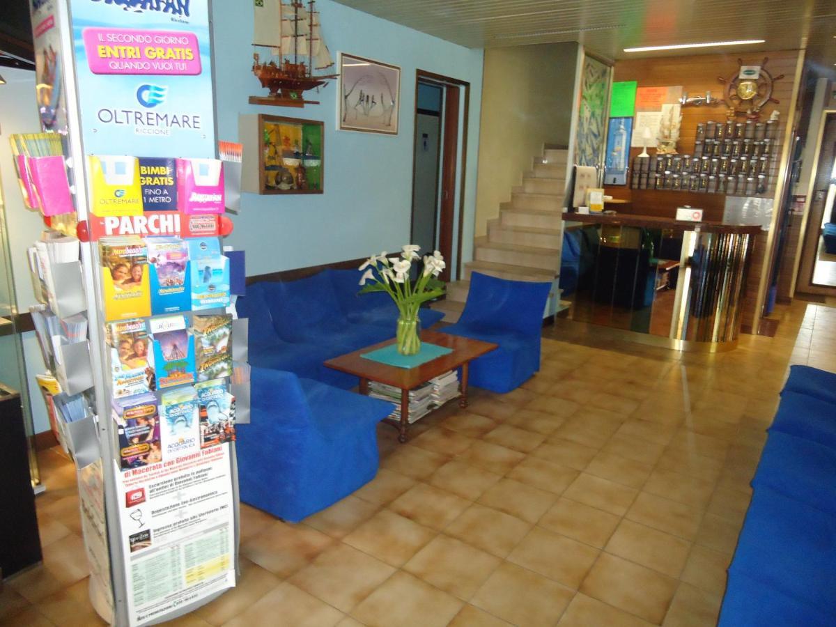Hotel Castellani Римини Экстерьер фото